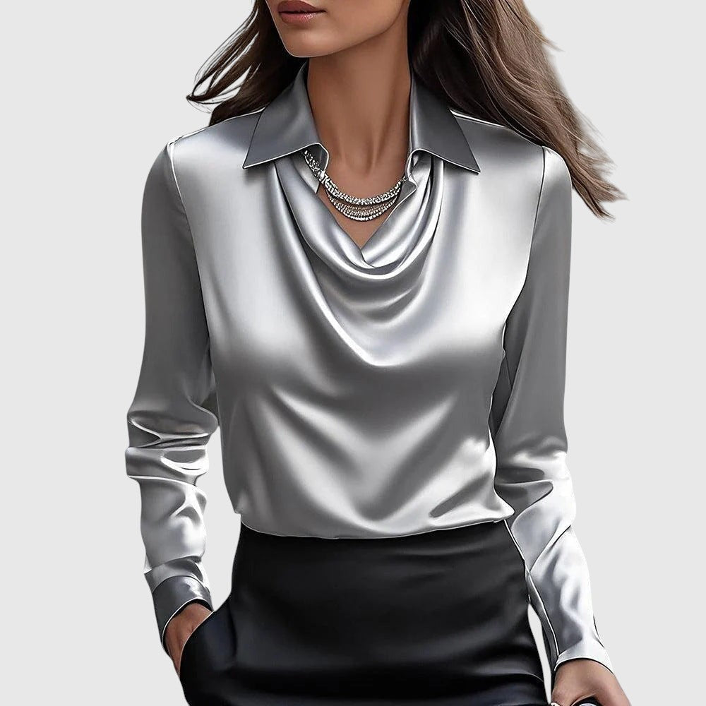 Adela – Elegant silkeeffekt bluse