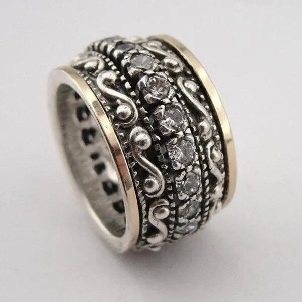 Ring with carved gemstone