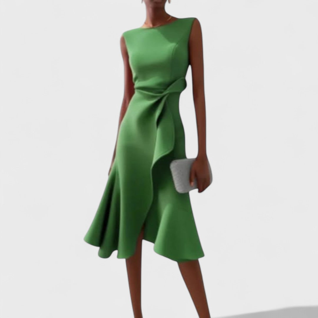 Andrea - Asymmetrisk kjole med elegante detaljer
