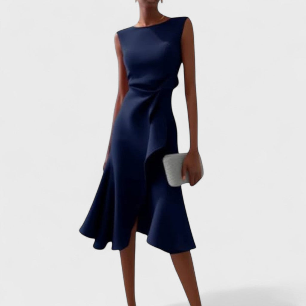 Andrea - Asymmetrisk kjole med elegante detaljer