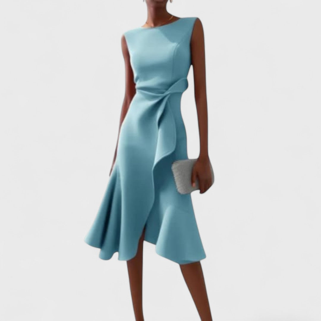 Andrea - Asymmetrisk kjole med elegante detaljer