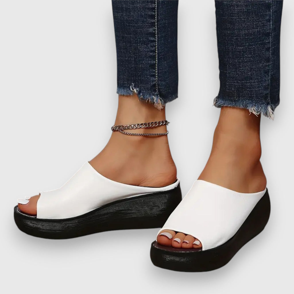 Améli - Blød kunstlæder sandal