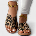 Stilfuld tofarvede leopardmønstret sandal