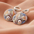 Acrylic earrings with pearls