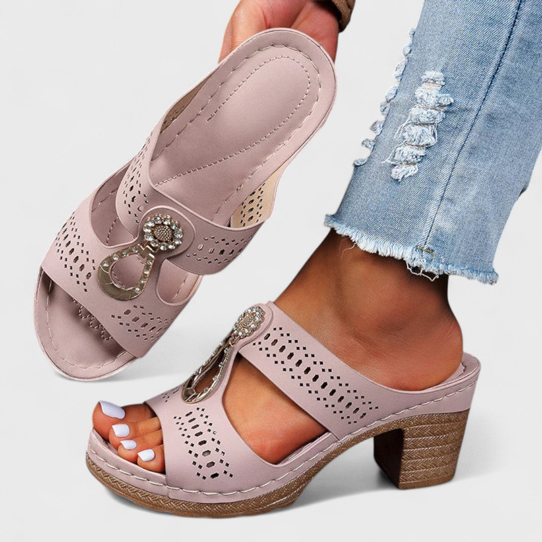 Vlastа - Elegante og komfortable ortopædiske sandaler