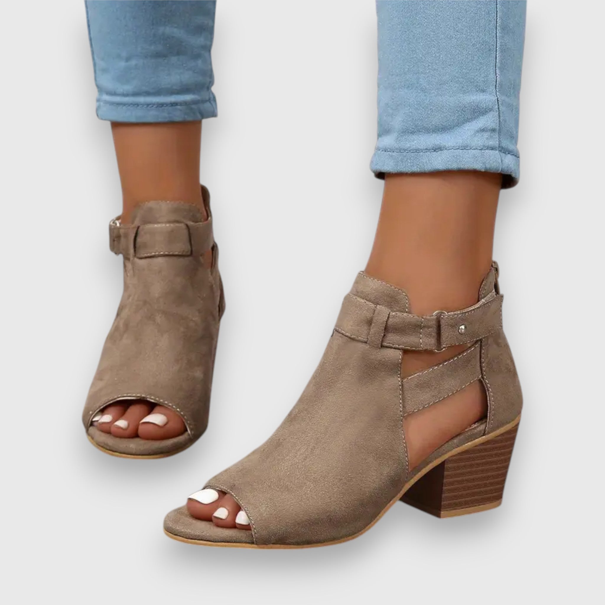 Nadine – Tyk hæl sandal
