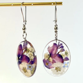 Vintage earrings with floral design