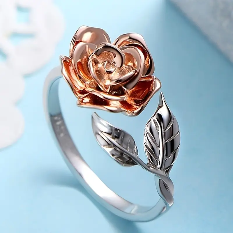 Vintage silver ring with flower